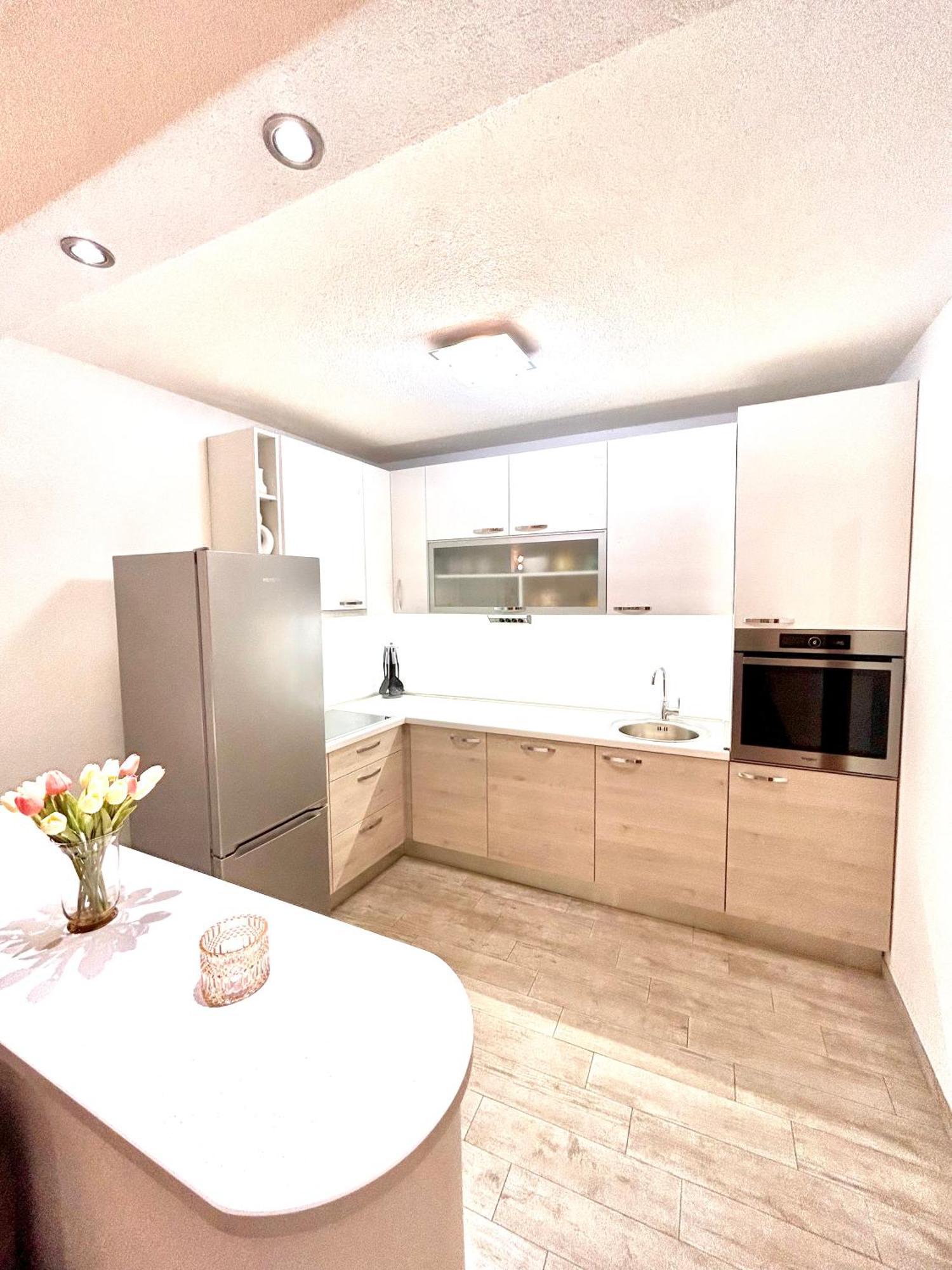 Apartman Zorka Povlja  Exteriör bild
